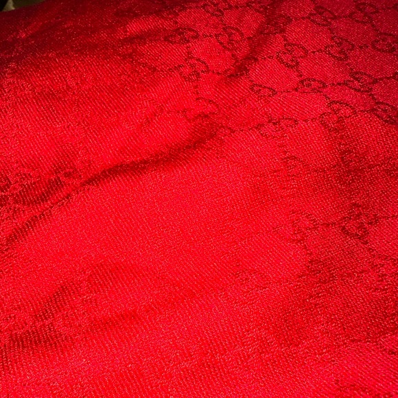 Gucci Red Silk Scarf NWT - Picture 6 of 8